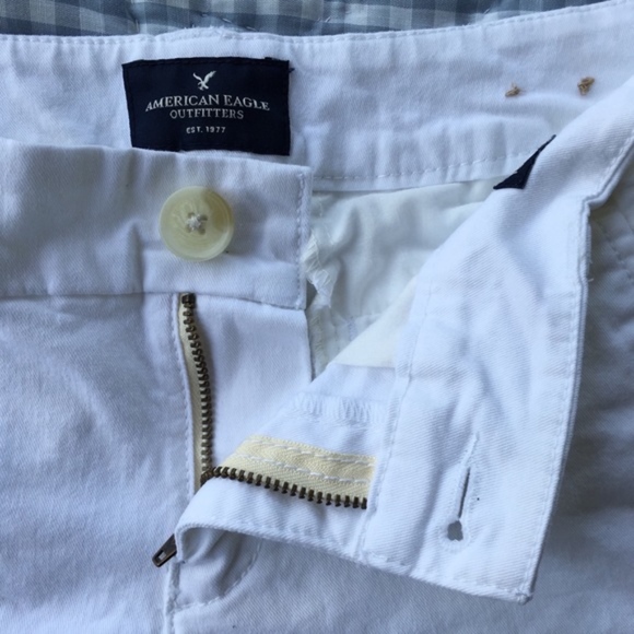 American Eagle white shorts size 2 - Picture 4 of 8